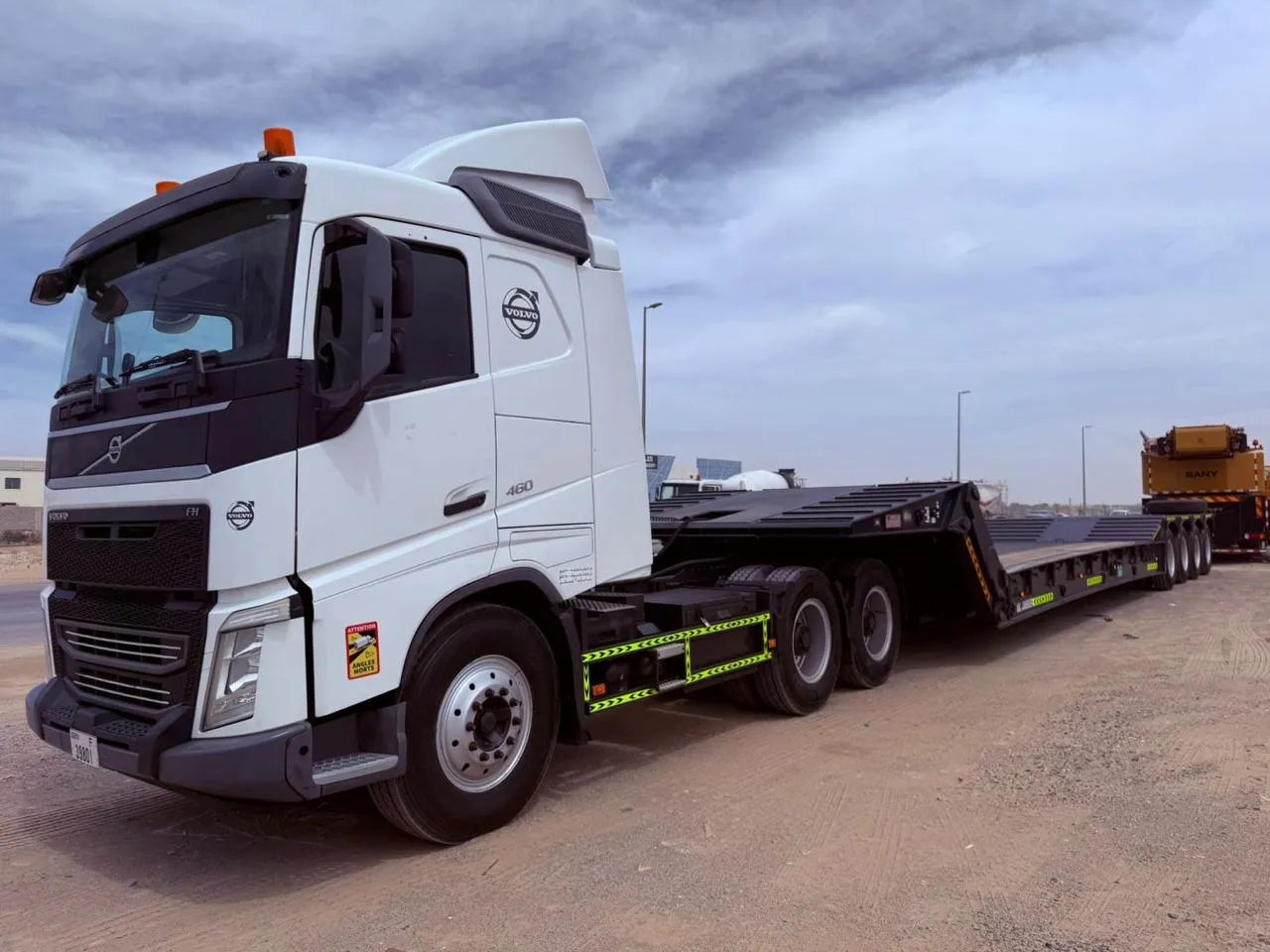 Heavy-Duty Prime Movers — view 3
