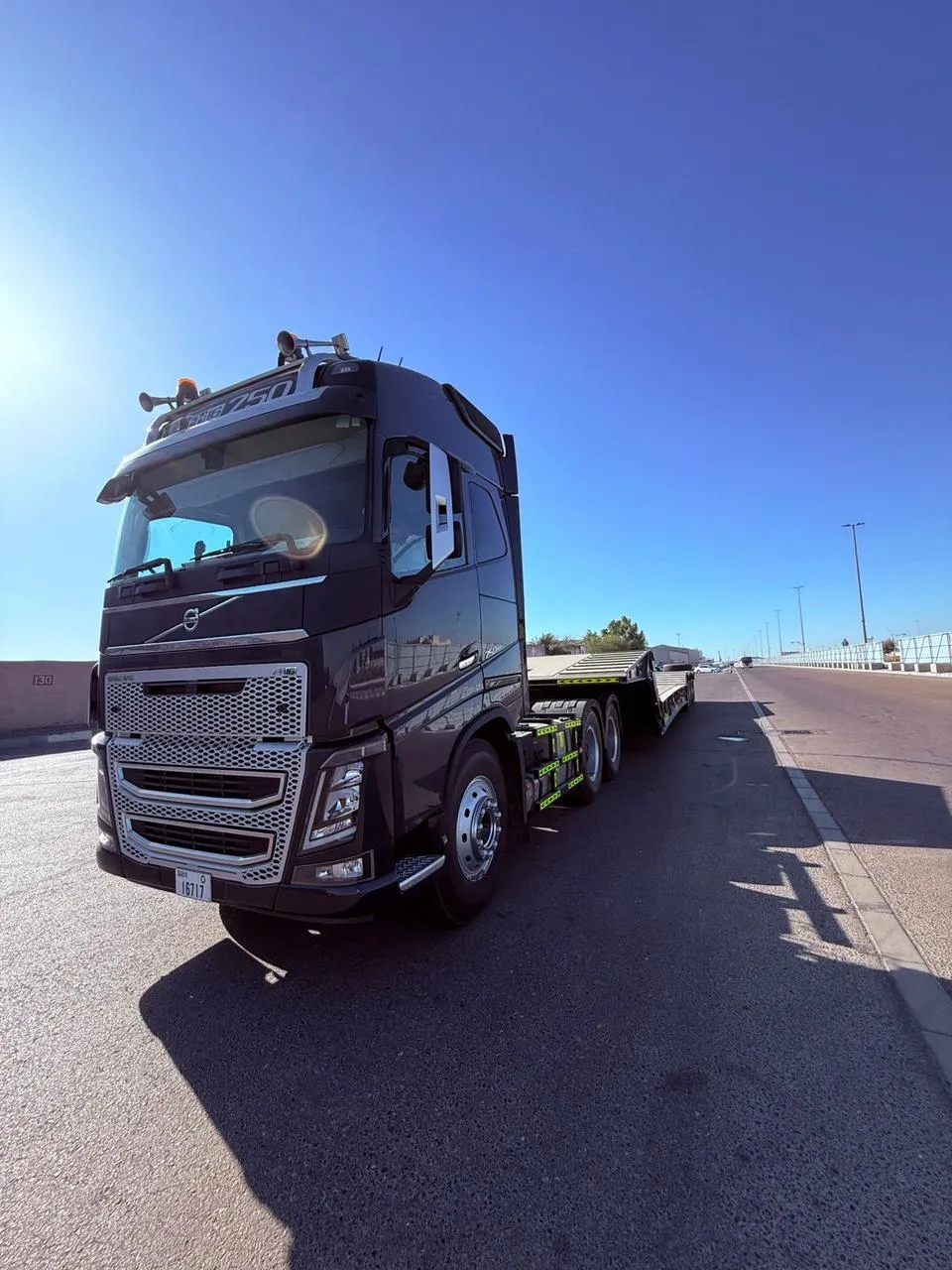 Heavy-Duty Prime Movers — view 2